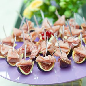 Инжир с прошутто Инжир с прошутто